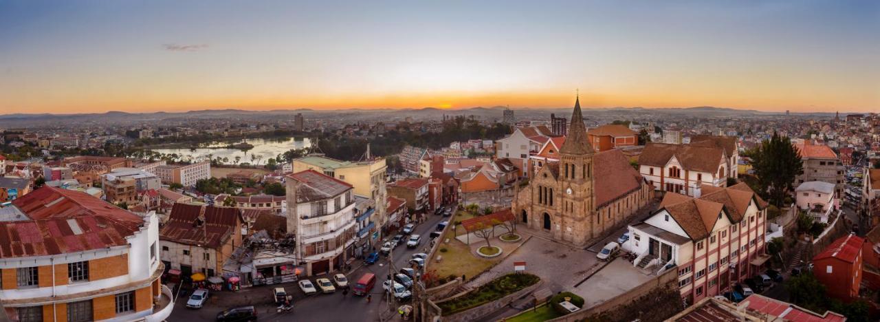 Grand Hotel Urban Antananarivo Bagian luar foto